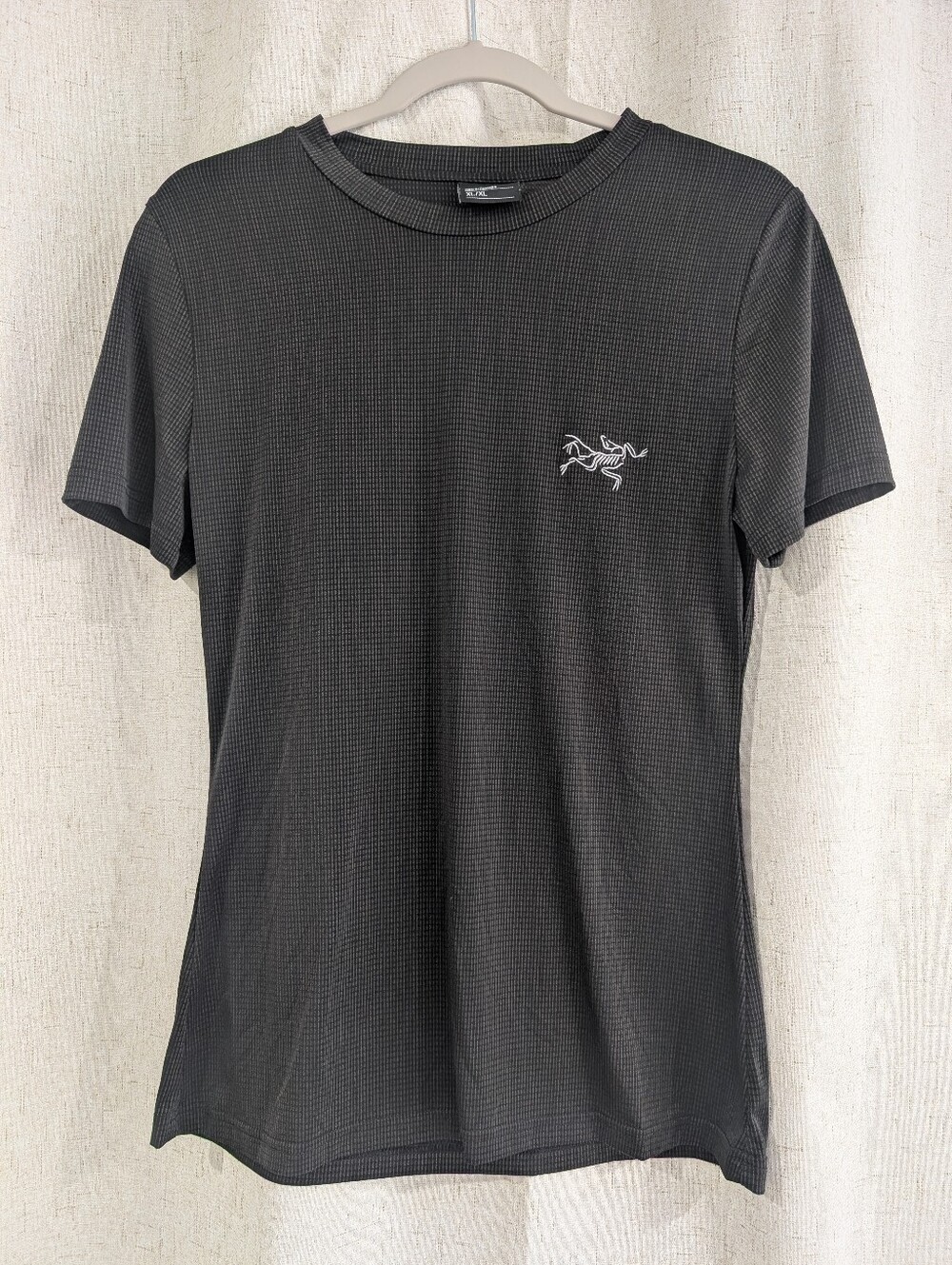 Arc'teryx Men's Charcoal Black Compression Performance Short Sleeve Tee Size XL